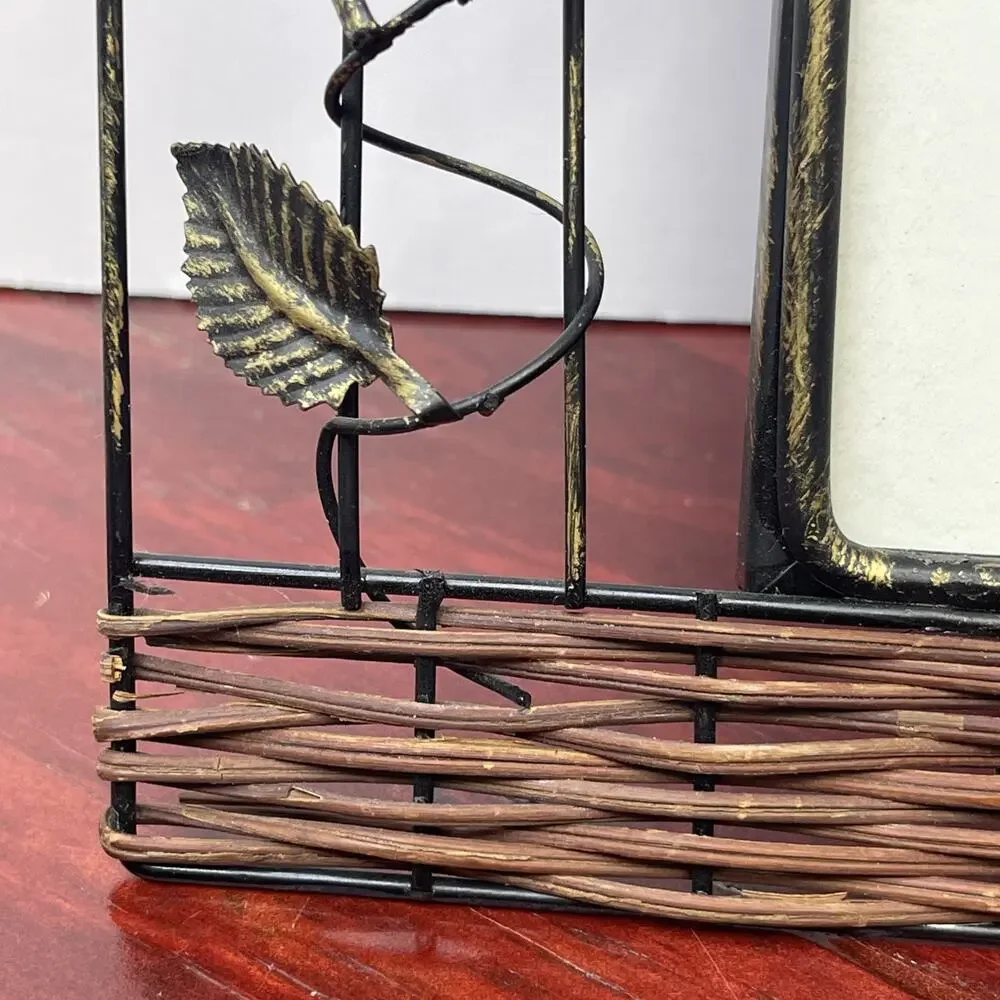 Ceramic Hummingbird Flower 5 X 7 Picture Frame Woven Metal Framed